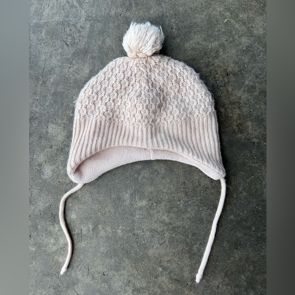 H&M Pink Knit Pom-Pom Hat